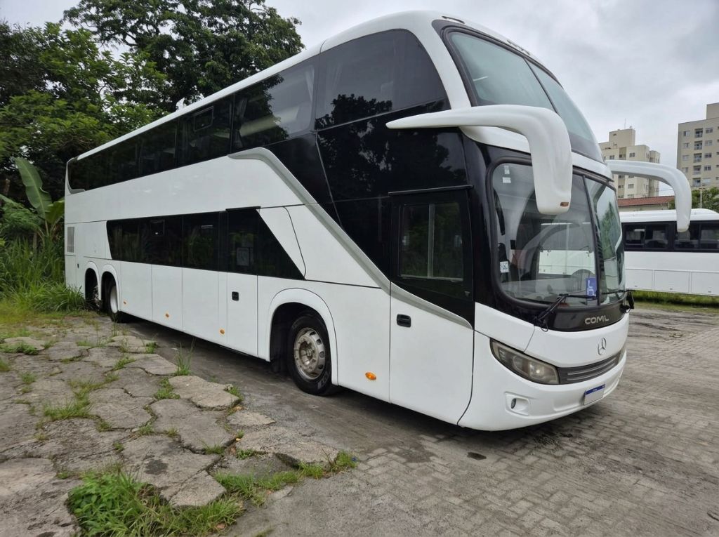 COMIL INVICTUS DD ANO 2020 M.BENZ 0500 RSD JM COD.1080