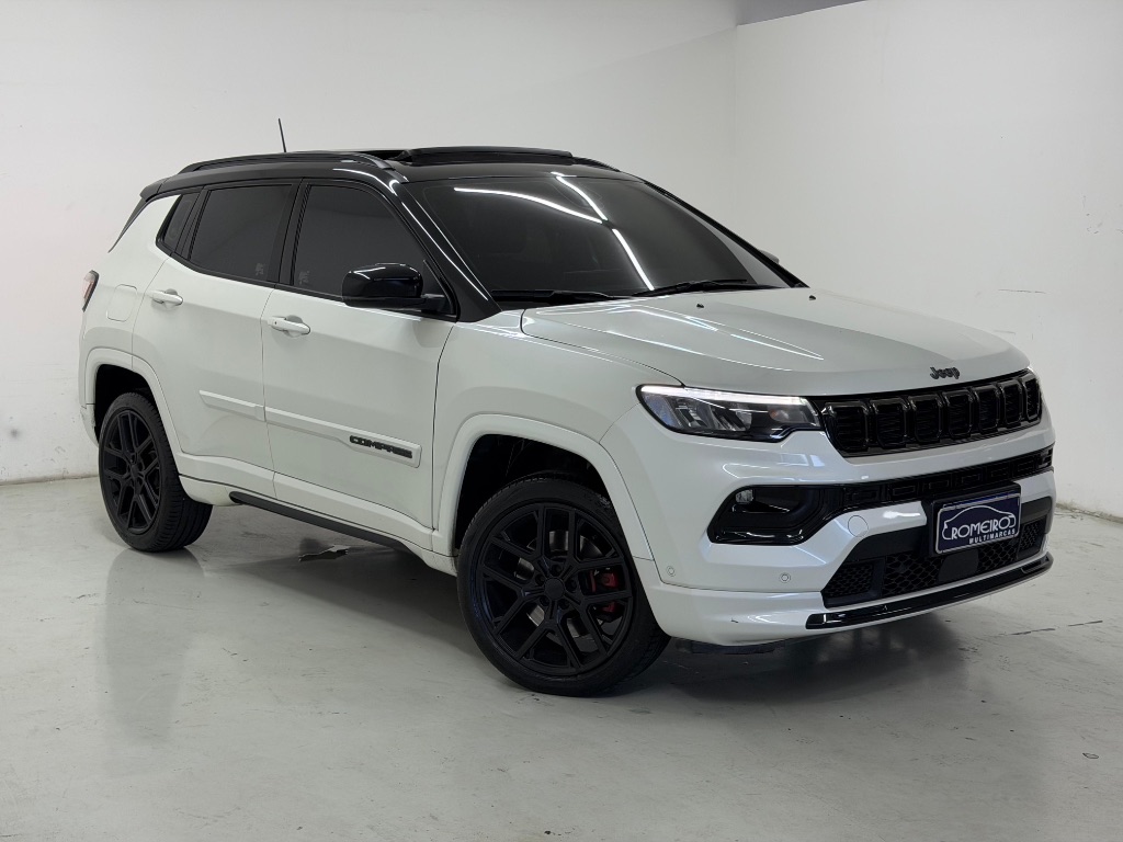 COMPASS Black Hurricane 2.0 4x4 TB Aut.