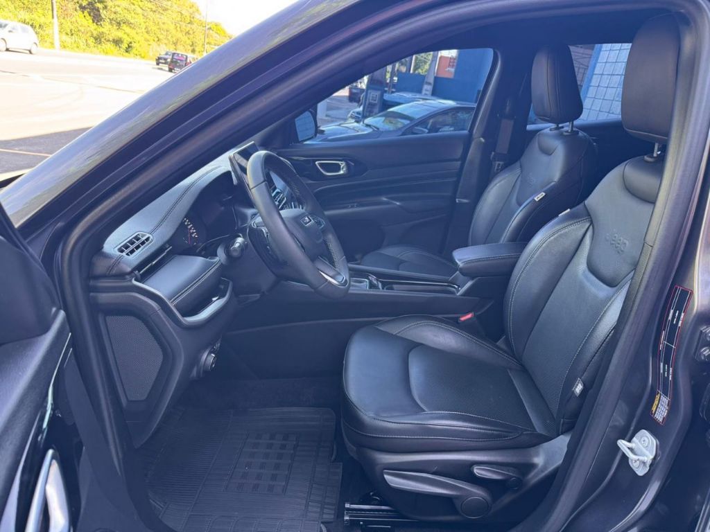 COMPASS LONG. T270 1.3 TB 4x2 Flex Aut.