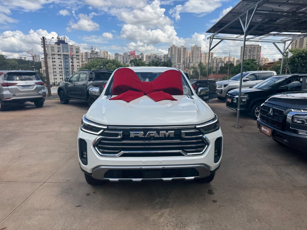 DAKOTA LARAMIE 2.2 TB CD 4x4 Aut.