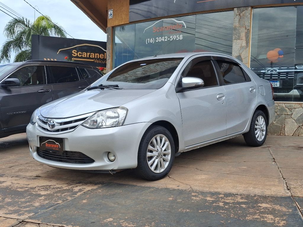 ETIOS XLS Sedan 1.5 Flex 16V 4p Mec.