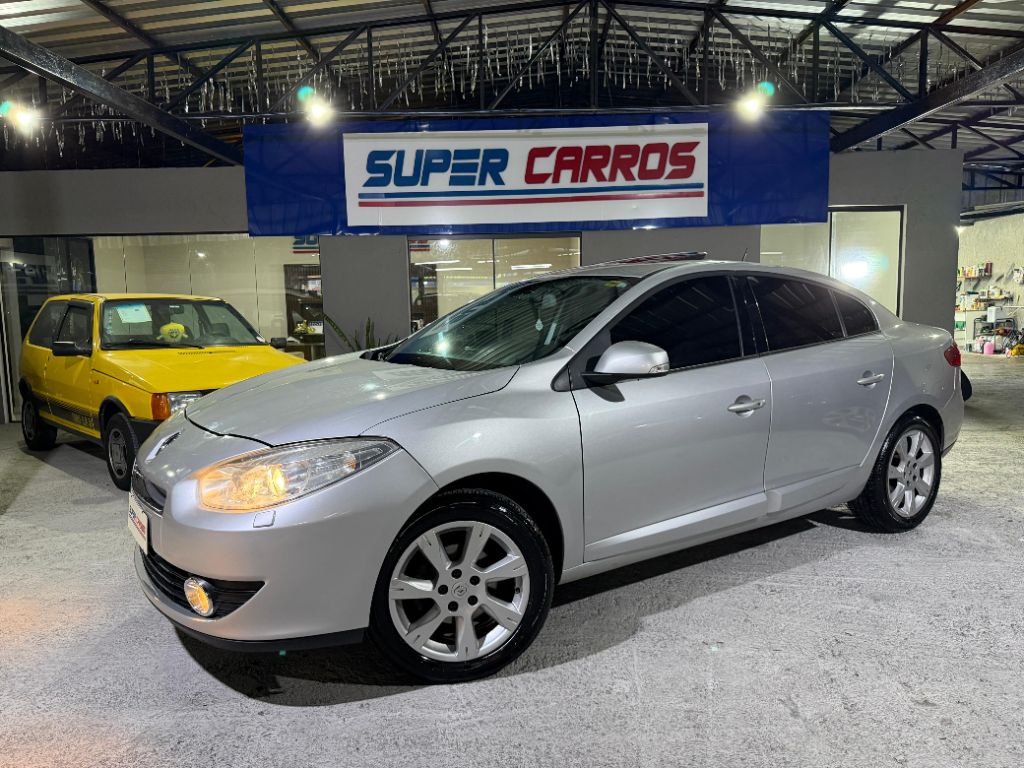 FLUENCE Sedan Privilege 2.0 16V FLEX Aut