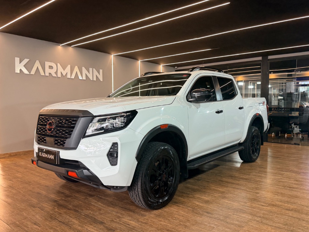 Frontier PRO4X CD 4x4 2.3 Bi-TB Die. Aut