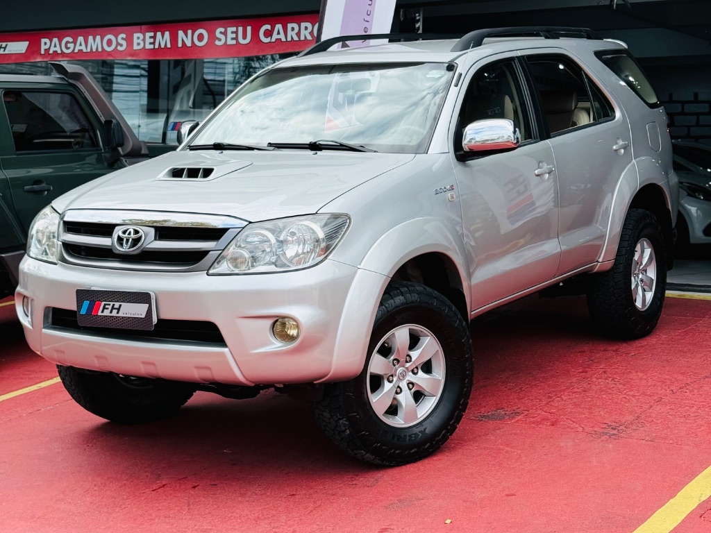 HILUX SW4 SRV 3.0 Turbo Diesel 4x4 TDI