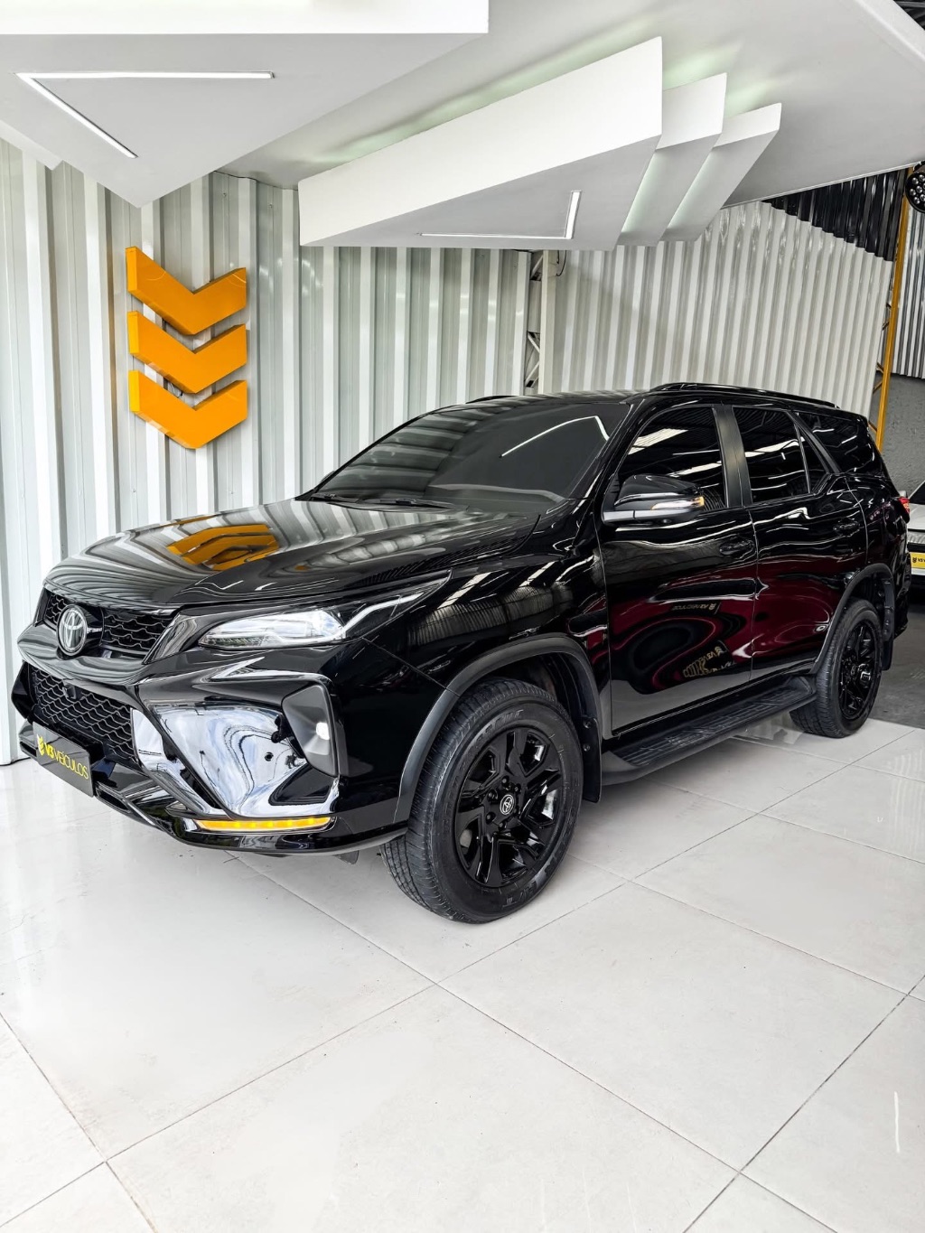 Hilux SW4 SRX Plat. 4x4 2.8 TB Die. Aut.