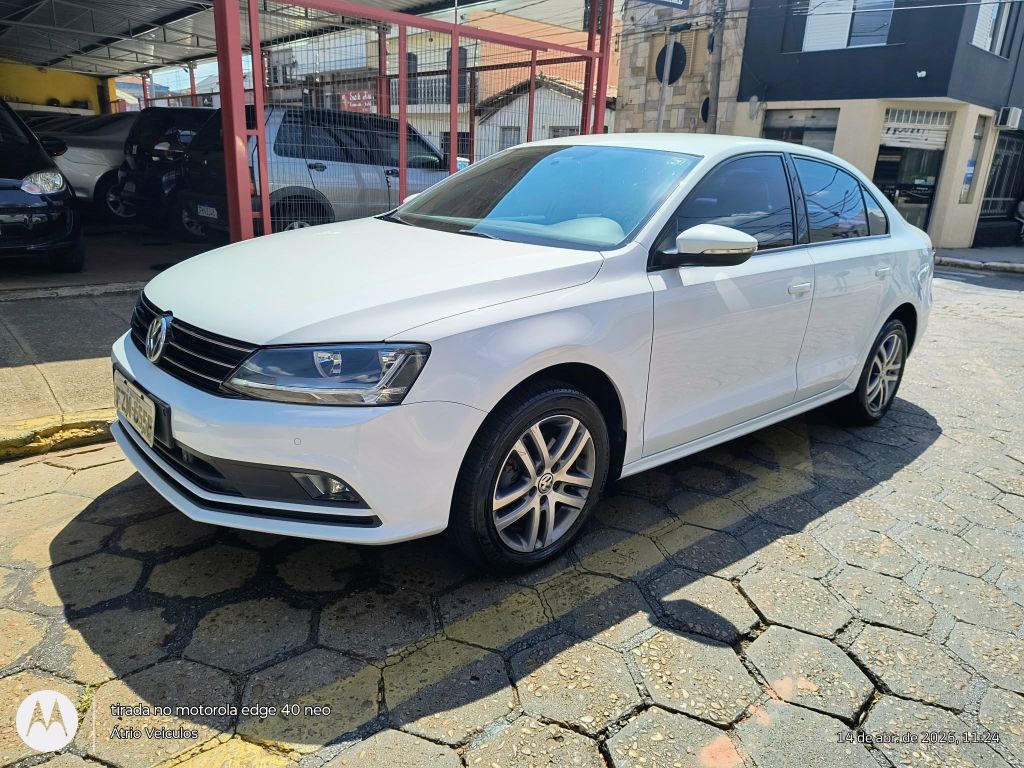 JETTA Comfortline 1.4 TSI 16V 4p Aut.