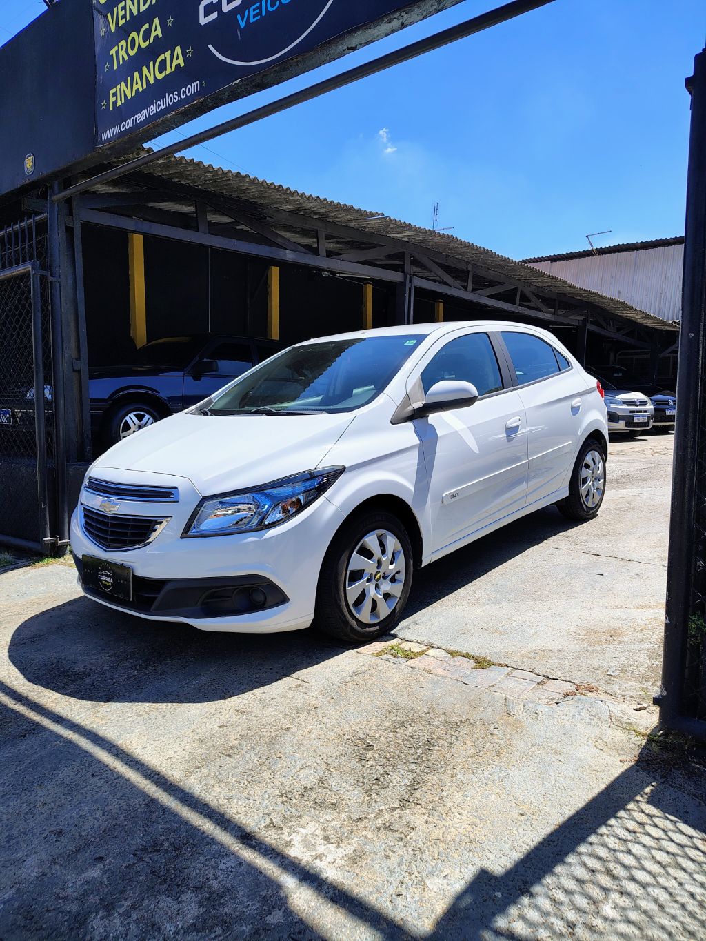 ONIX HATCH LT 1.4 8V FlexPower 5p Mec.