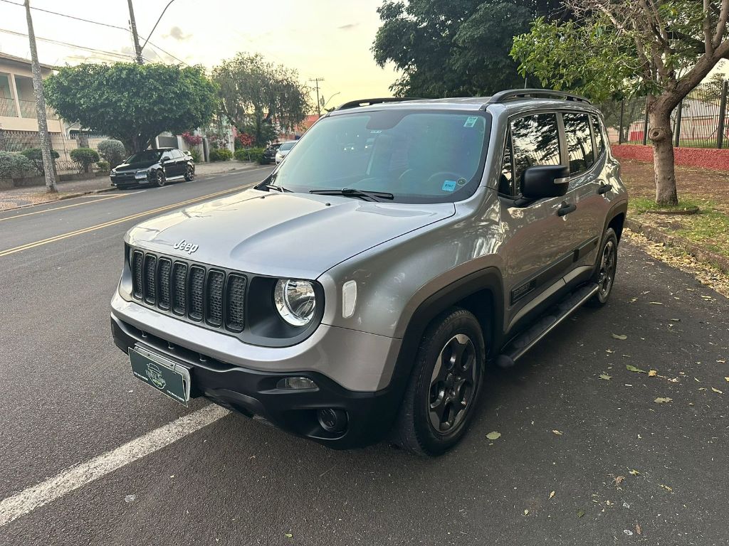 Renegade 1.8 4x2 Flex 16V Aut.