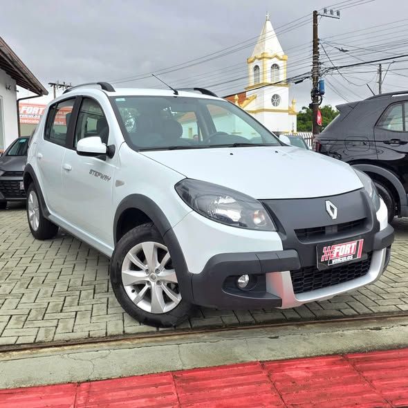 SANDERO STEPWAY Hi-Flex 1.6 16V 5p Aut.