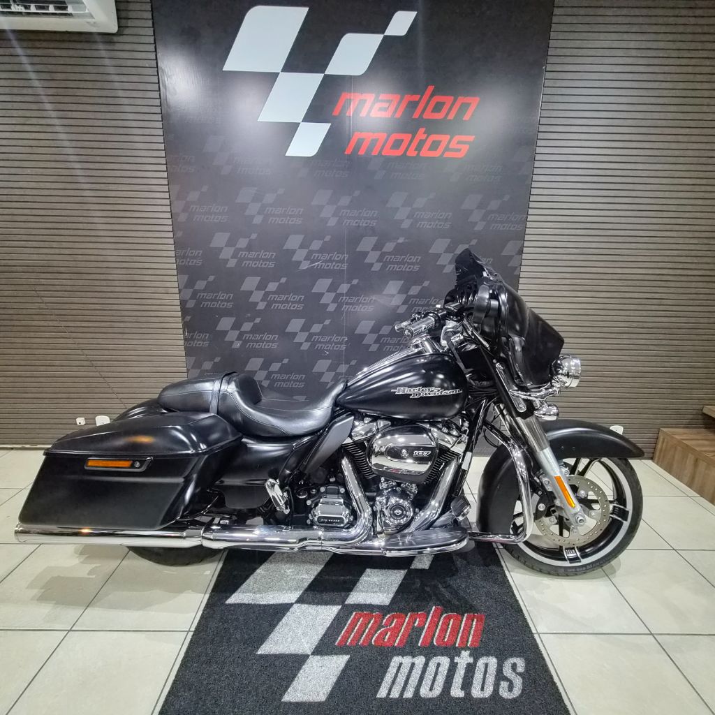 STREET GLIDE SPECIAL FLHXS