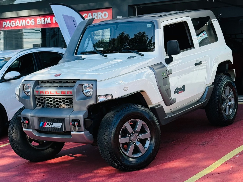 TROLLER T-4 3.2 Turbo Diesel 4x4
