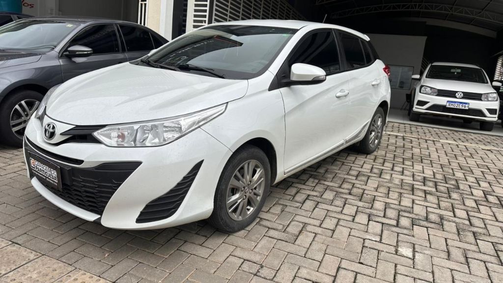 YARIS XL Plus Con. 1.5 Flex 16V 5p Aut.