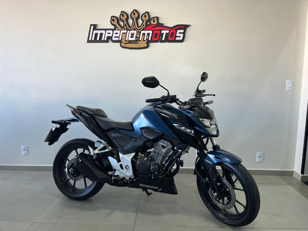 CB 300F Twister Flex