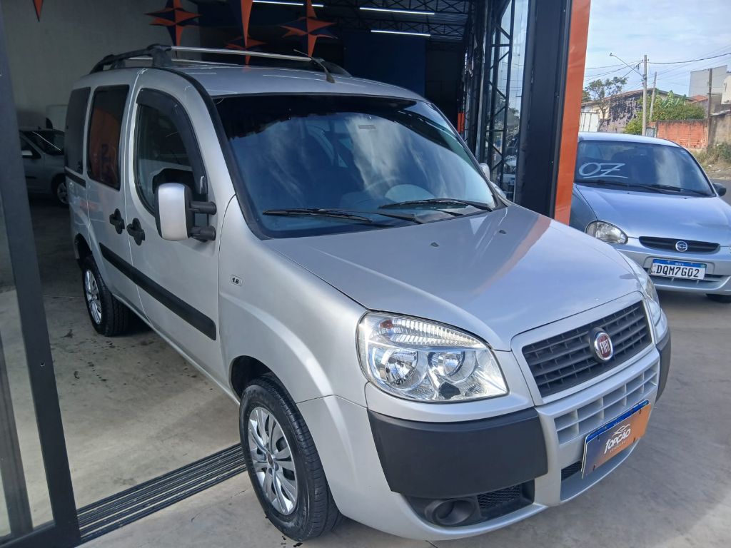 Doblo ESSENCE 1.8 Flex 16V 5p