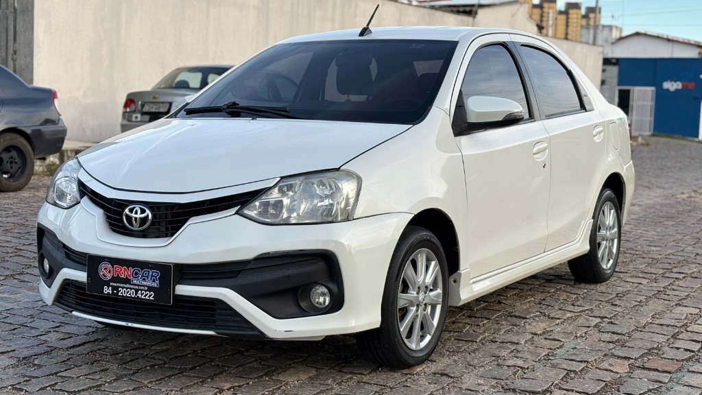 ETIOS XLS 1.5 Flex 5p Aut.
