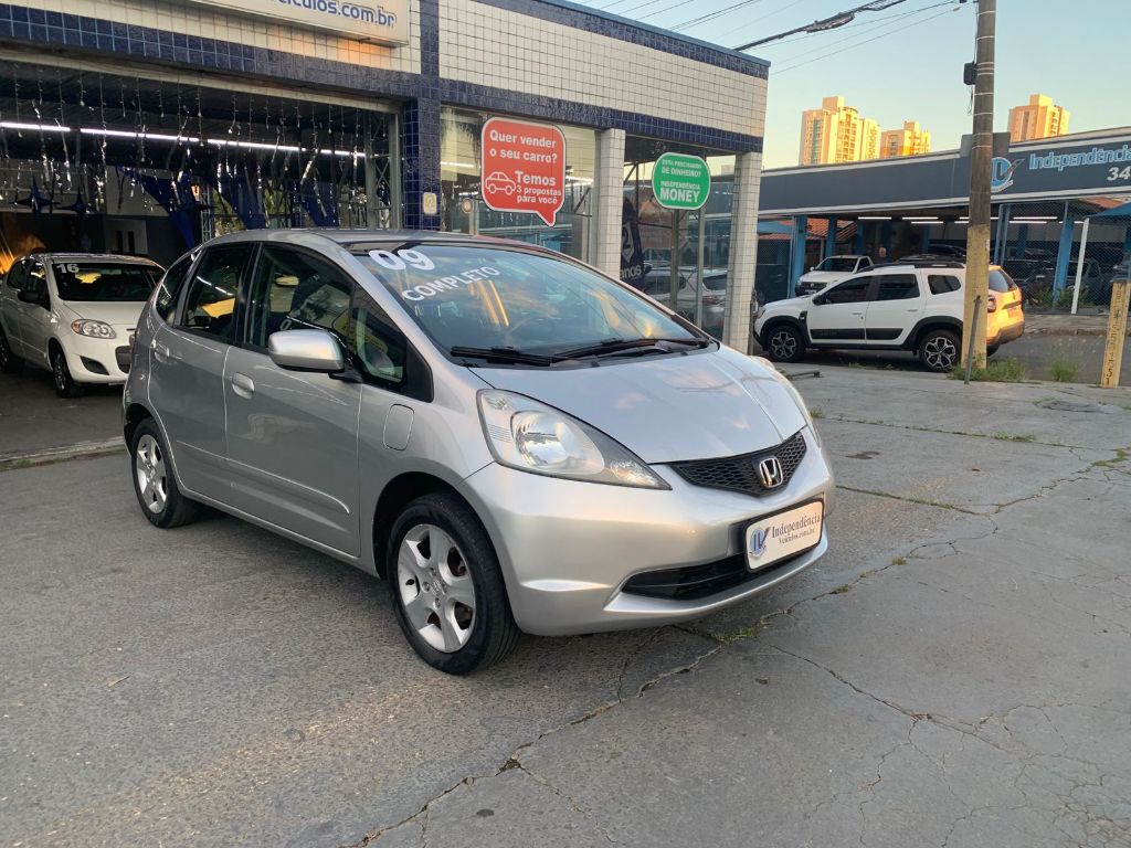 Fit LX 1.4 16V 5p Mec.