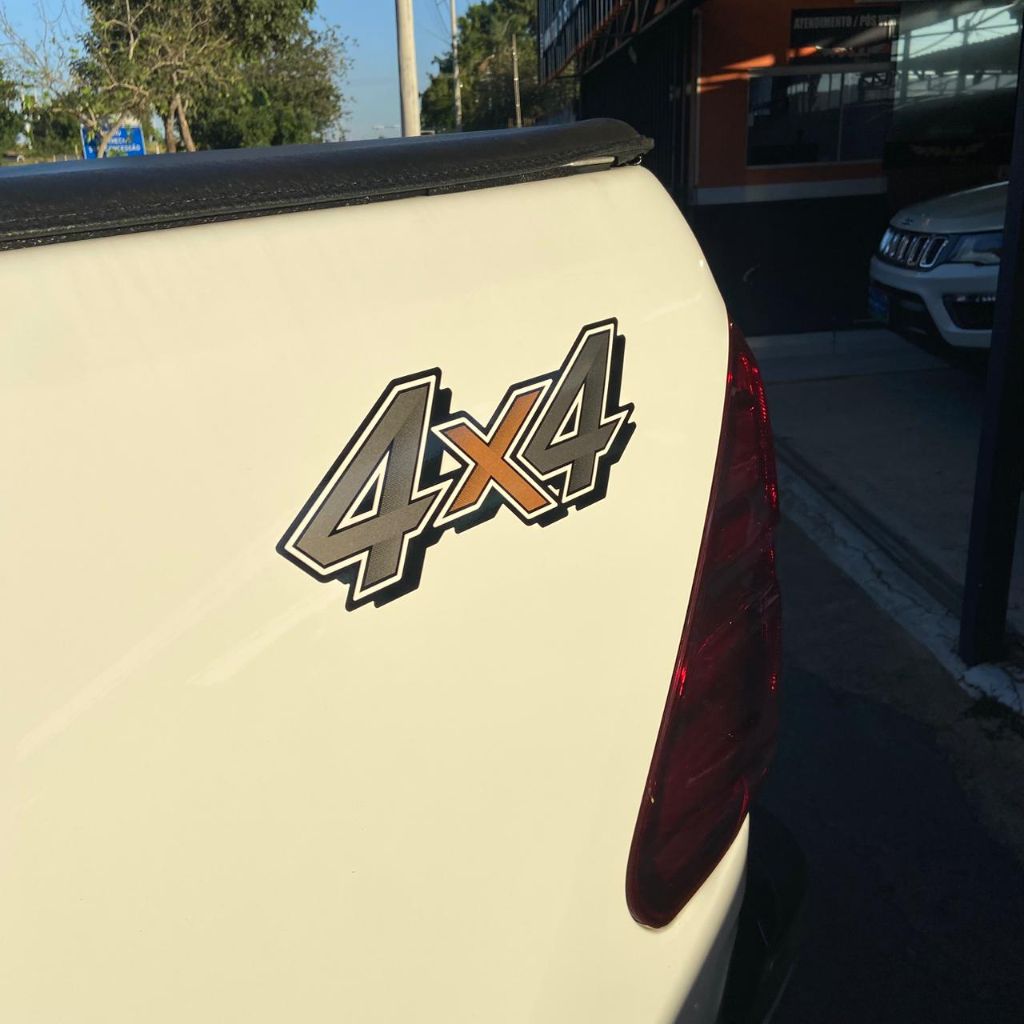 Hilux CD SR 4x4 2.8 TDI Diesel Aut.