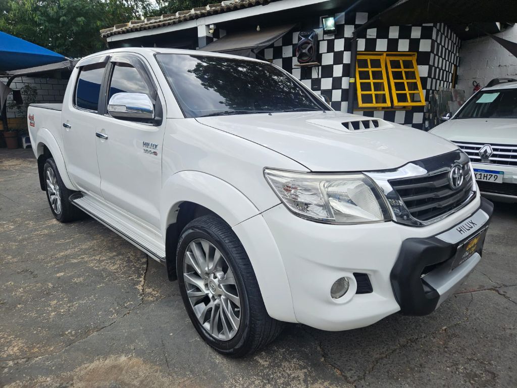 Hilux CD SRV D4-D 4x4 3.0  TDI Dies