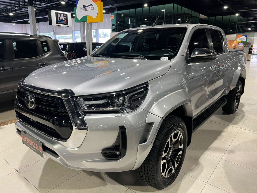 Hilux CD SRX 4x4 2.8 TDI 16V Diesel Aut.