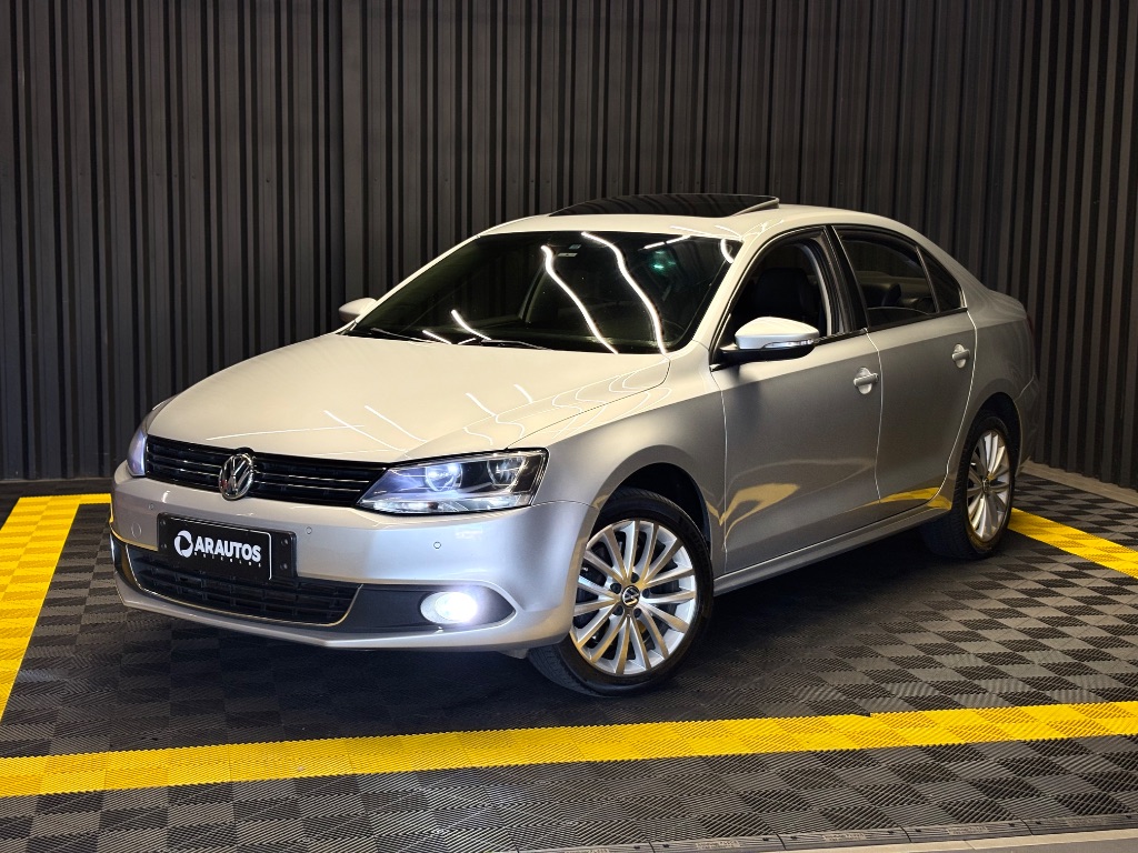 JETTA Highline 2.0 TSI 16V 4p Tiptronic