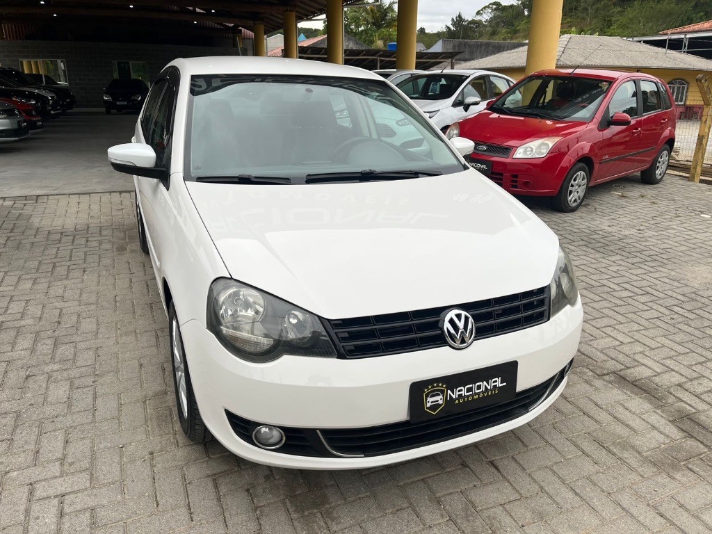 Polo Sed. COMFORT. 1.6 Mi Tot. Flex 8v