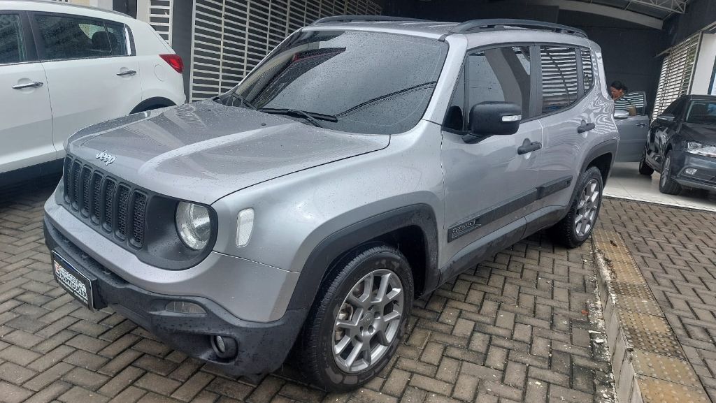 Renegade Sport 1.8 4x2 Flex 16V Aut.