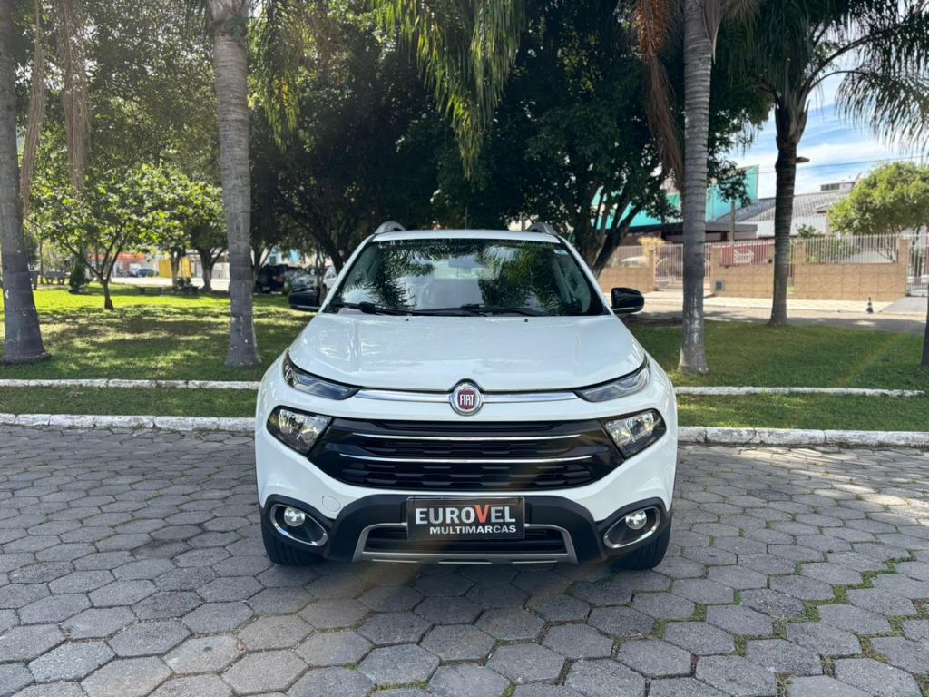 Toro Volcano 2.0 16V 4x4 TB Diesel Aut.
