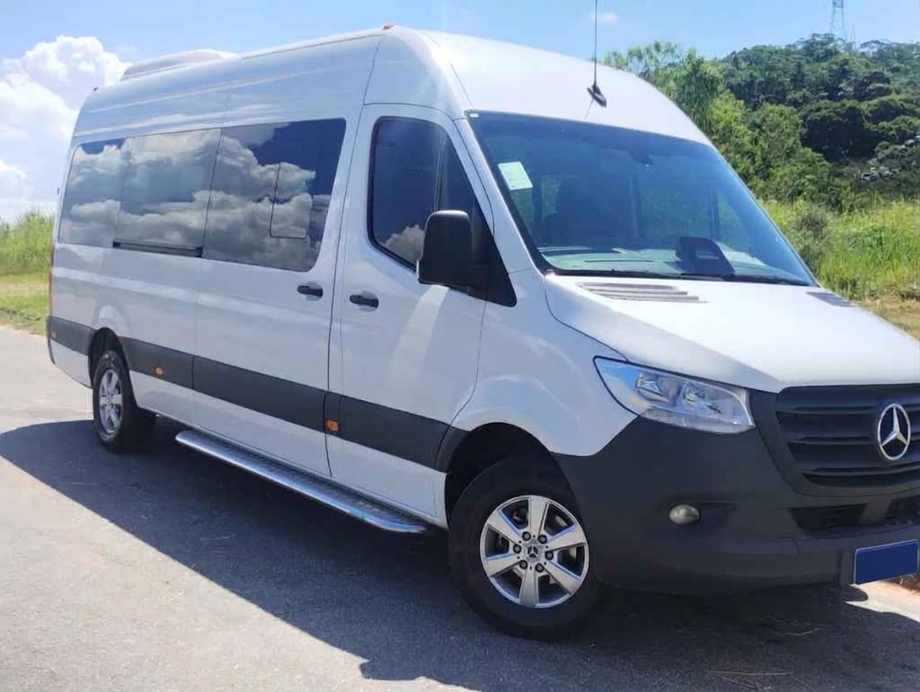 VAN A VENDA SPRINTER 517 CDI 2025 ESCOLAR COD.1778