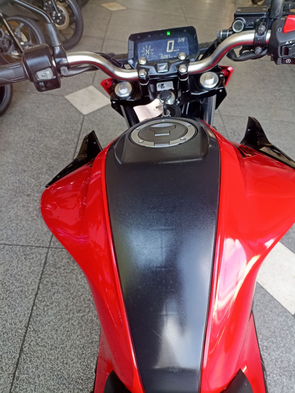 CB 300F Twister Flex
