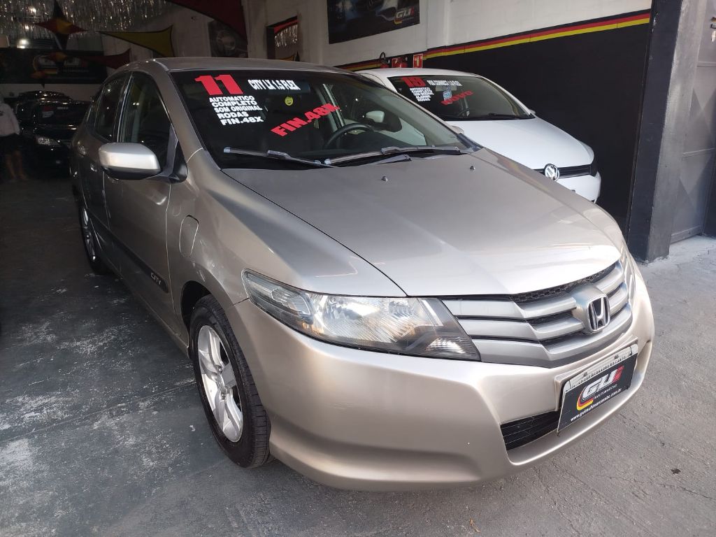 CITY Sedan LX 1.5 Flex 16V 4p Aut.