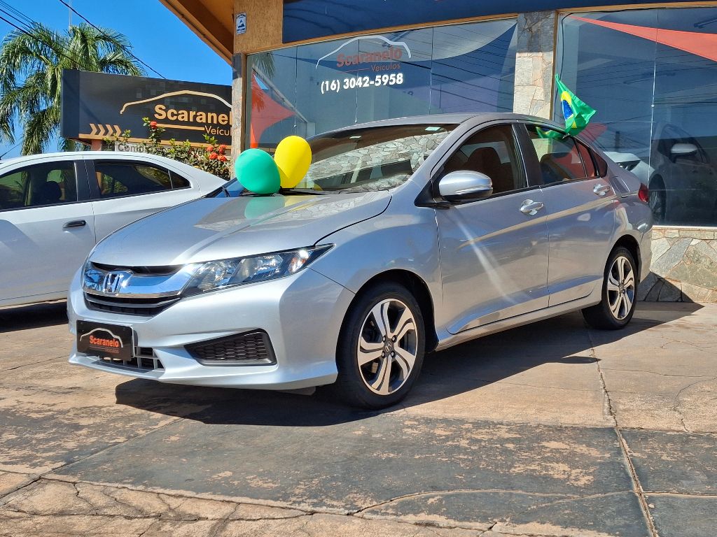 CITY Sedan LX 1.5 Flex 16V 4p Aut.