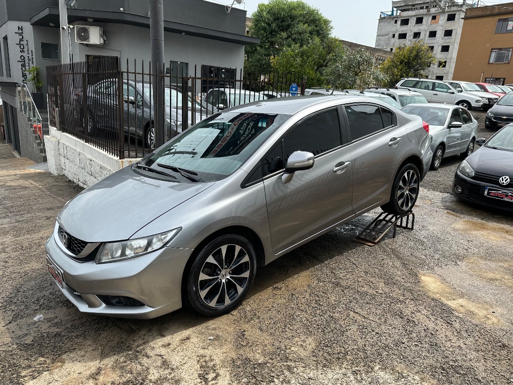 Civic Sedan LXR 2.0 Flexone 16V Aut. 4p
