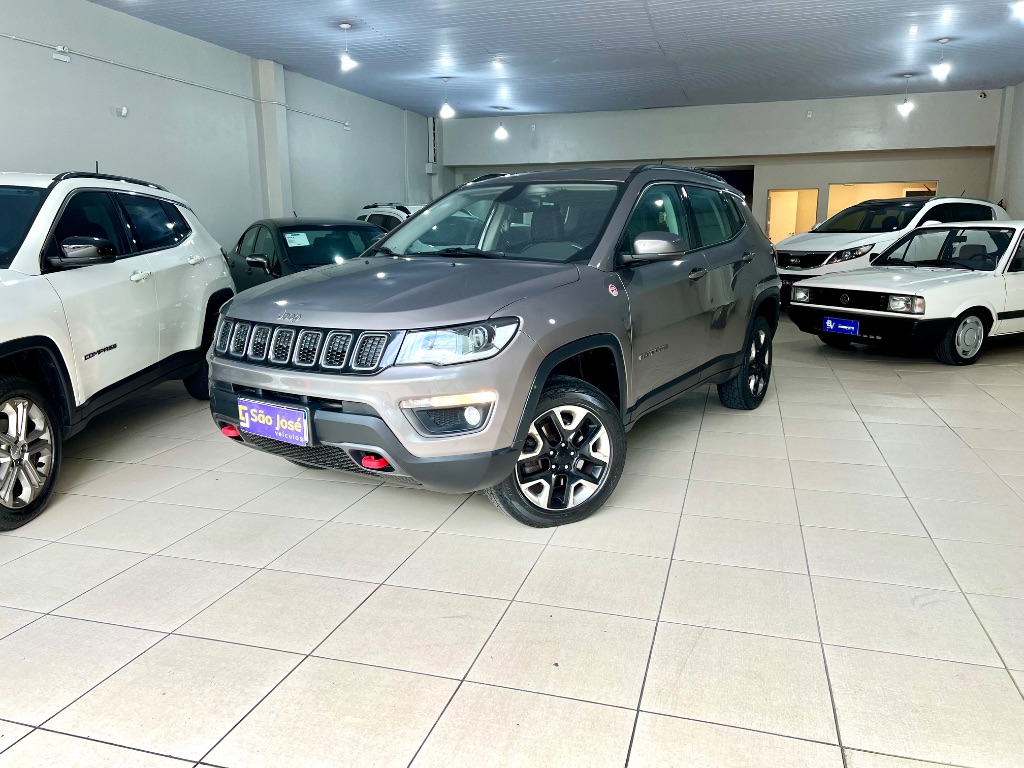 COMPASS TRAILHAWK 2.0 4x4 Dies. 16V Aut.