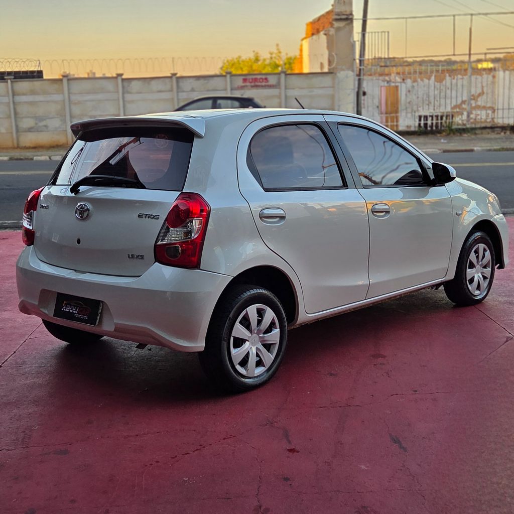 ETIOS XS 1.5 Flex 16V 5p Mec.
