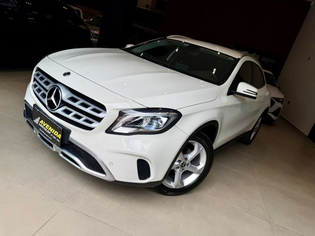 GLA 200 Advance 1.6/1.6 TB 16V Flex Aut.