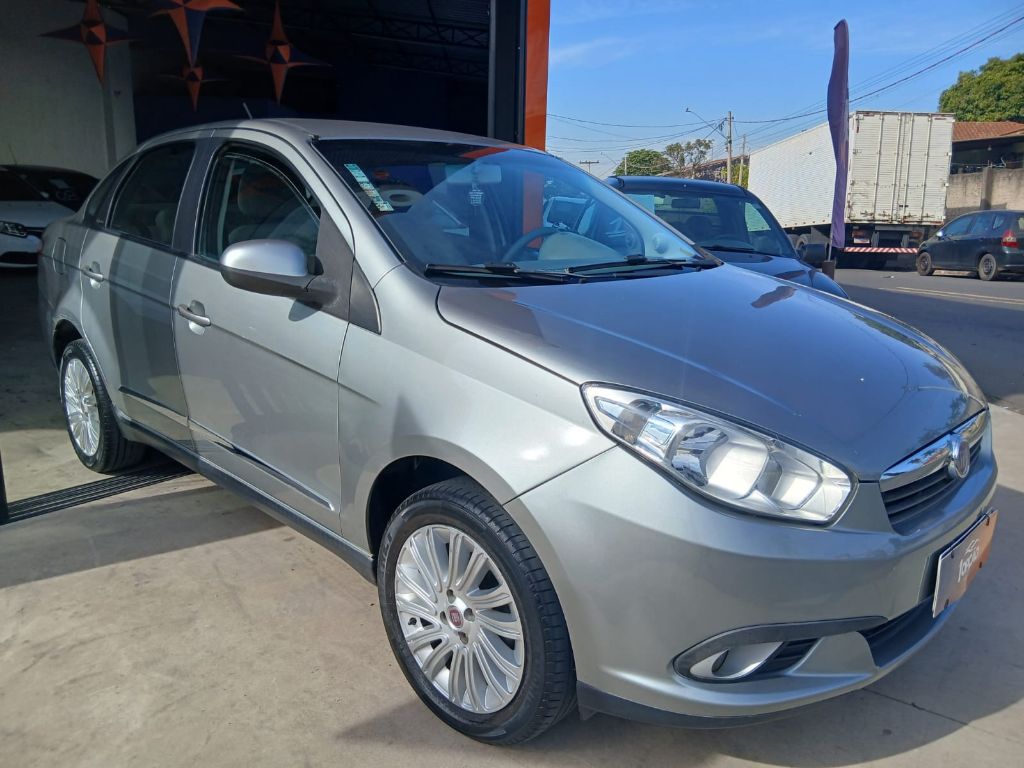 Grand Siena ESSENCE 1.6 Flex 16V