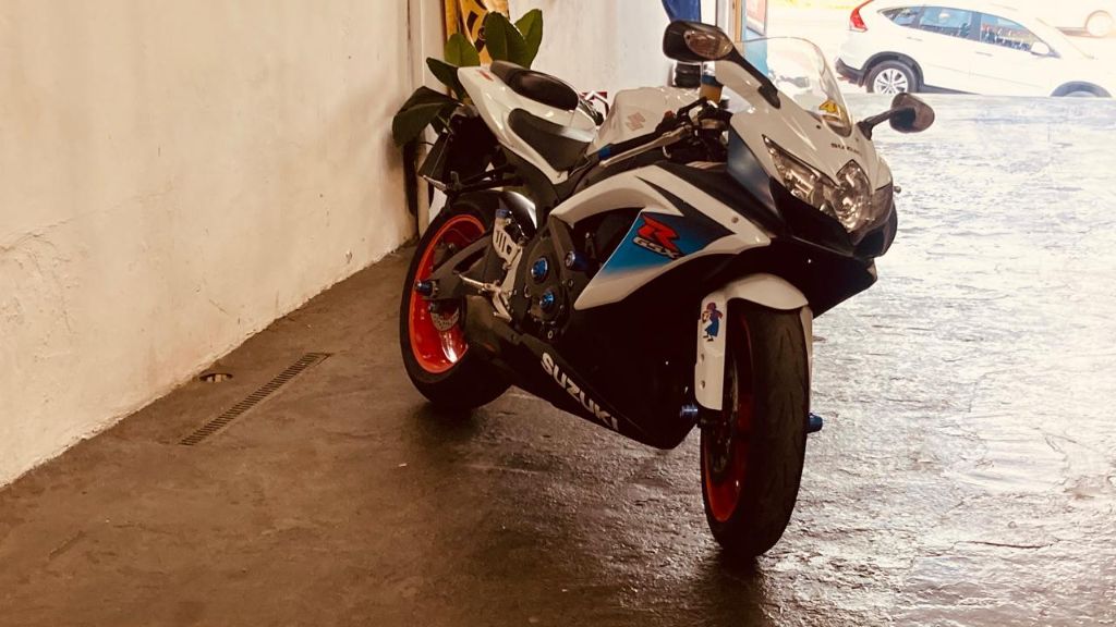 GSX-R 750 W SRAD