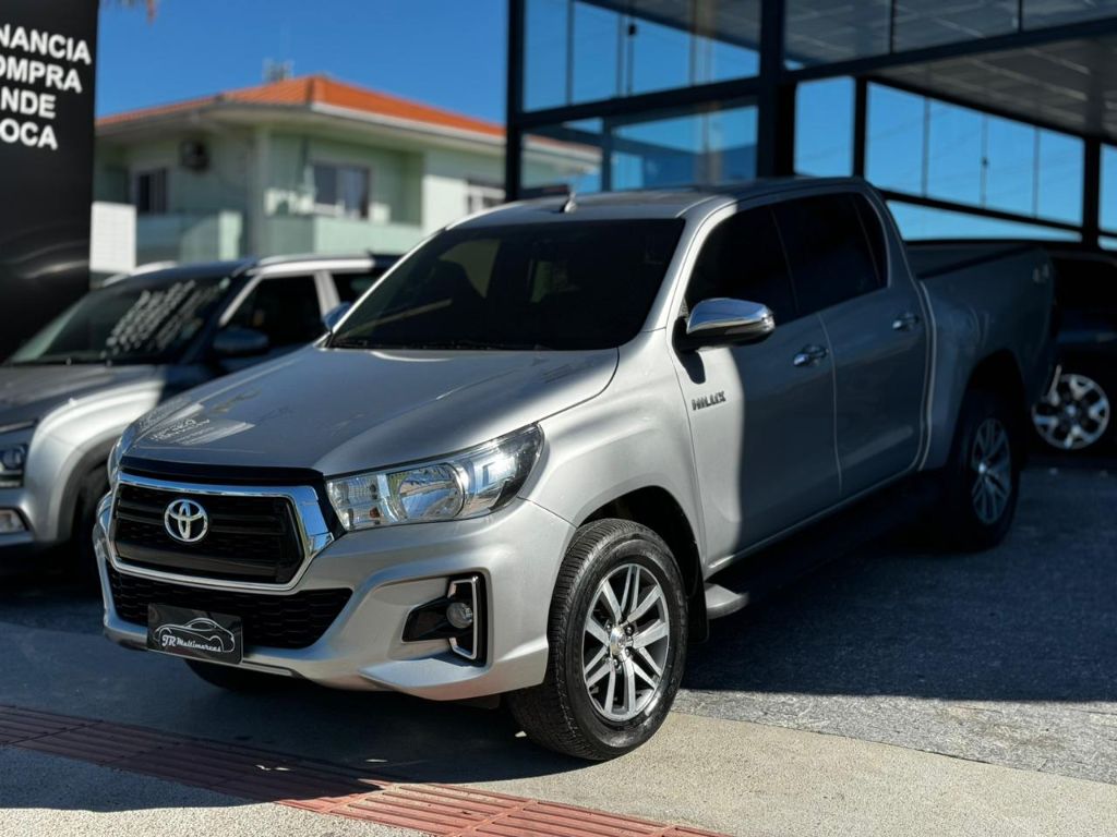 Hilux CD SRV 4x4 2.8 TDI Diesel Aut.