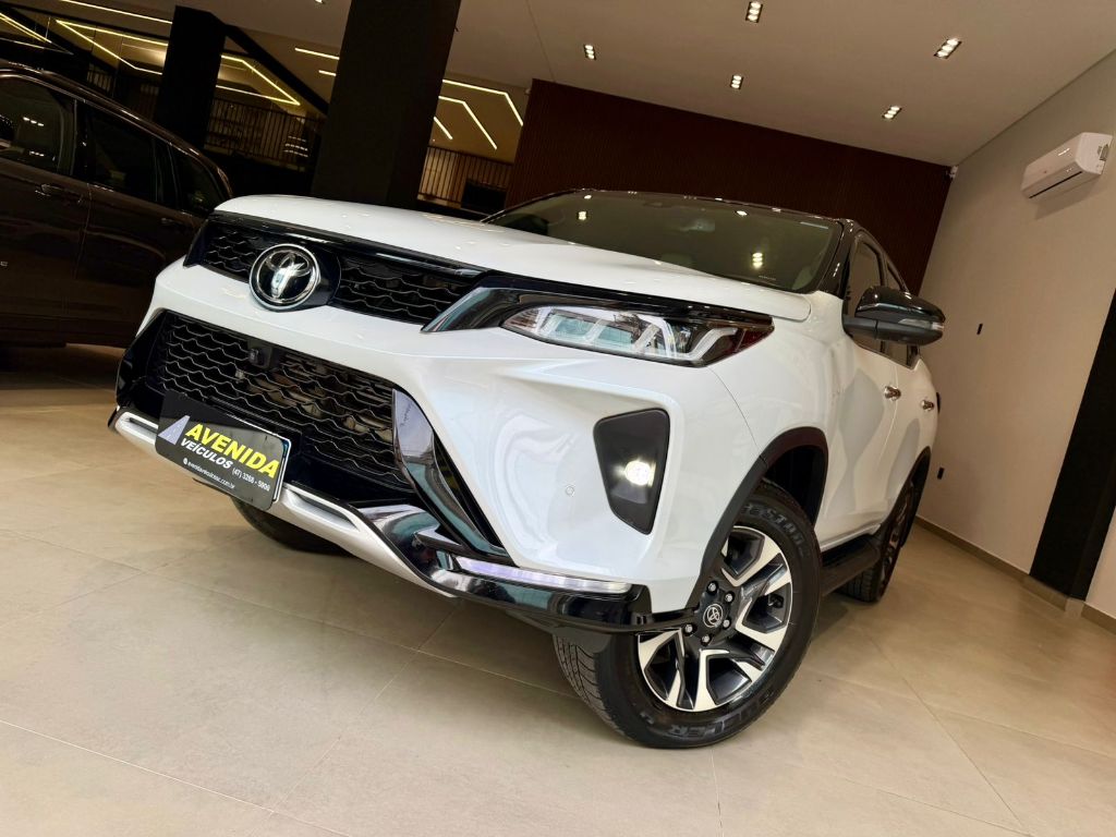 Hilux SW4 Diamond 2.8 TB 4x4 Die. Aut.