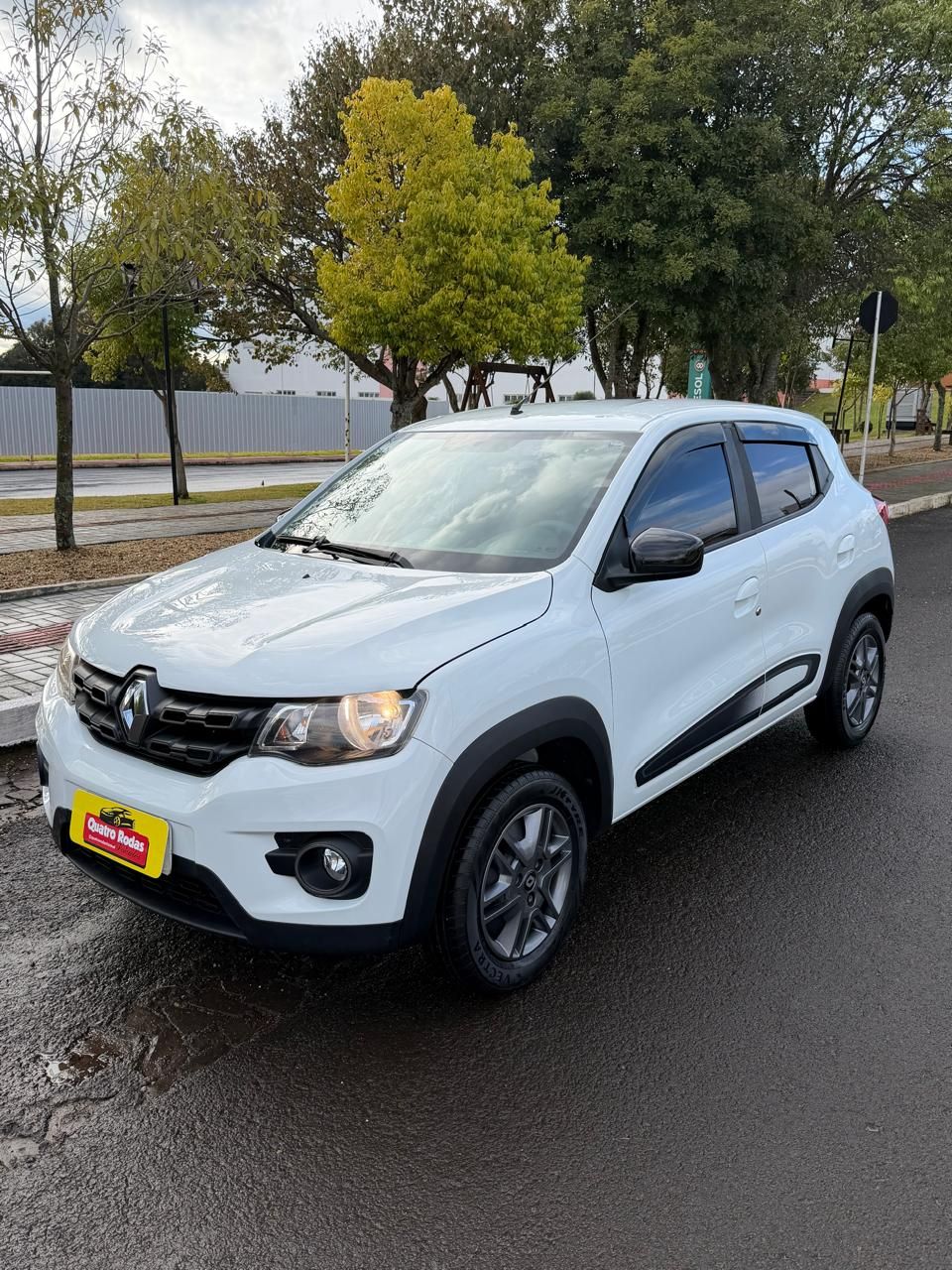 KWID Intense 1.0 Flex 12V 5p Mec.