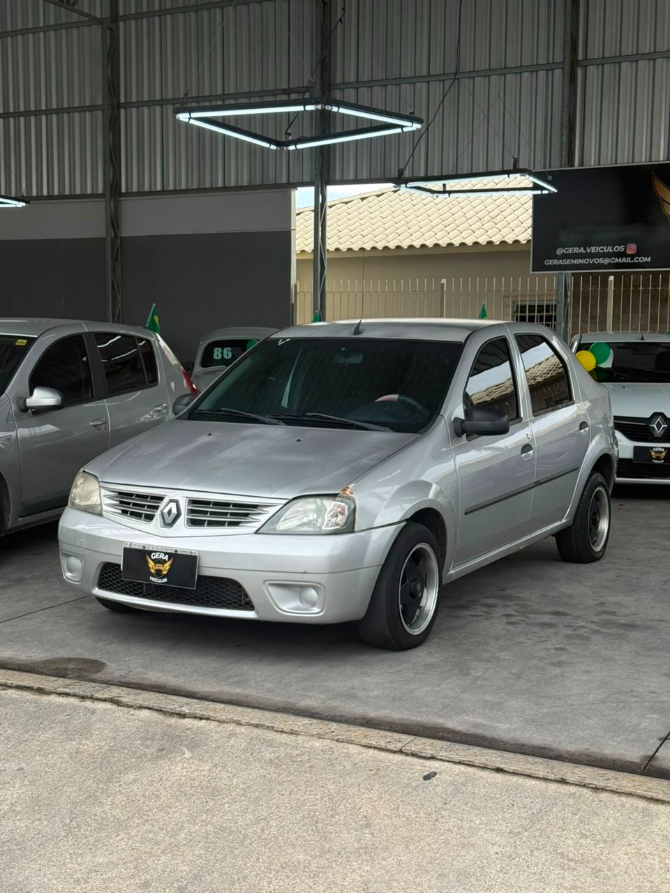 LOGAN Expression Hi-Flex 1.6 8V 4p