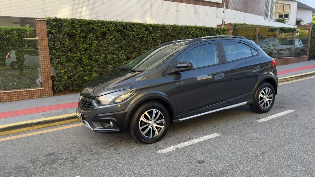 ONIX HATCH ACTIV 1.4 8V Flex 5P Aut.