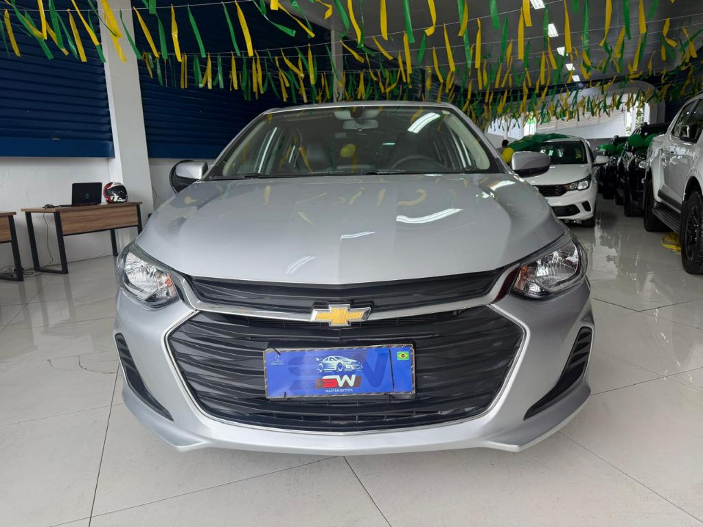 ONIX SEDAN Plus LT 1.0 12V Flex 4p Mec.