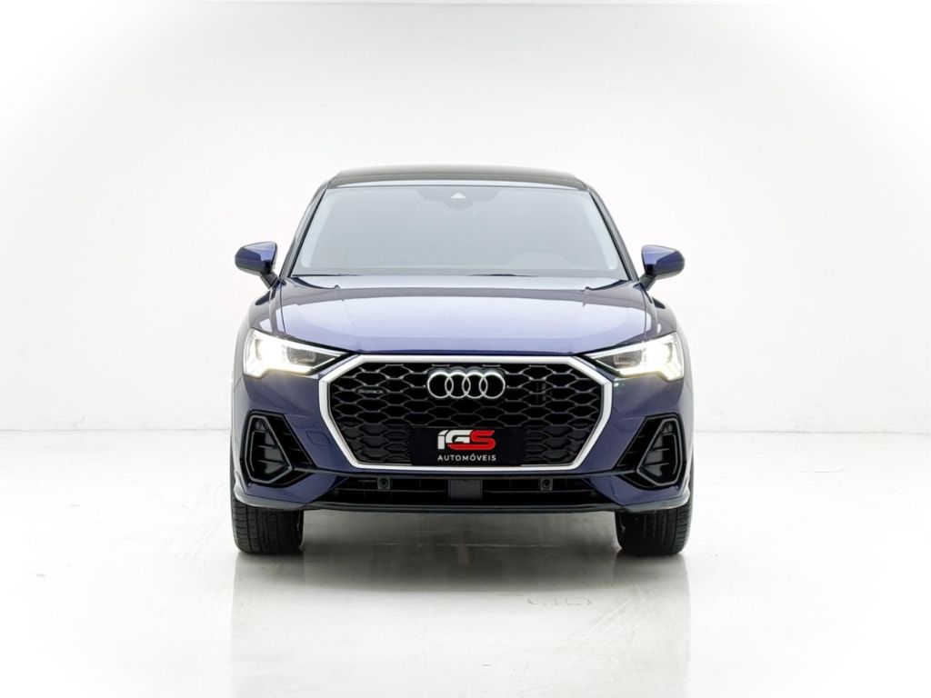 Q3 SPB Perf. Black 2.0 TFSI Tipt. Quat.