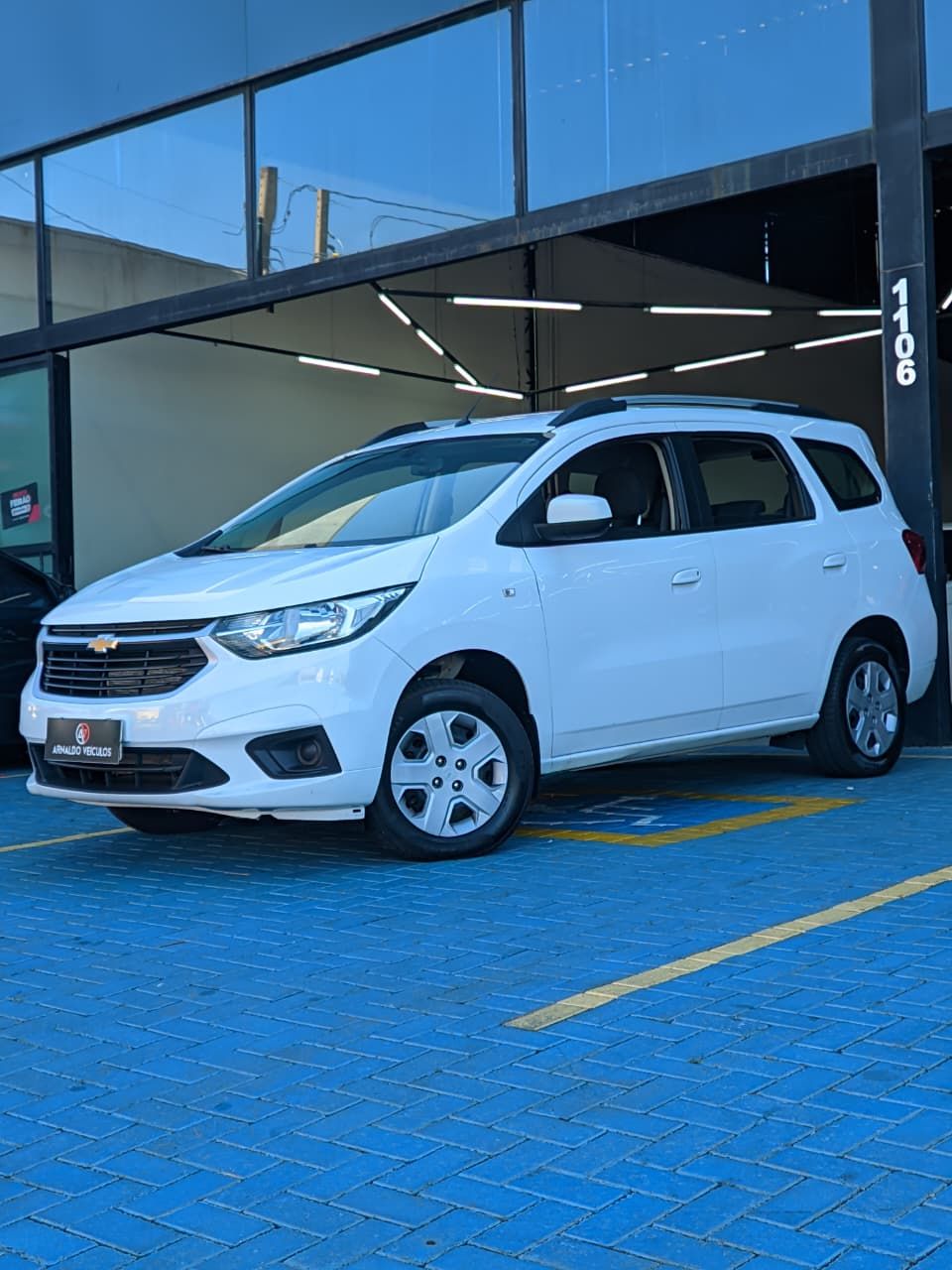 SPIN LT 1.8 8V Econo.Flex 5p Aut. 7 LUGARES