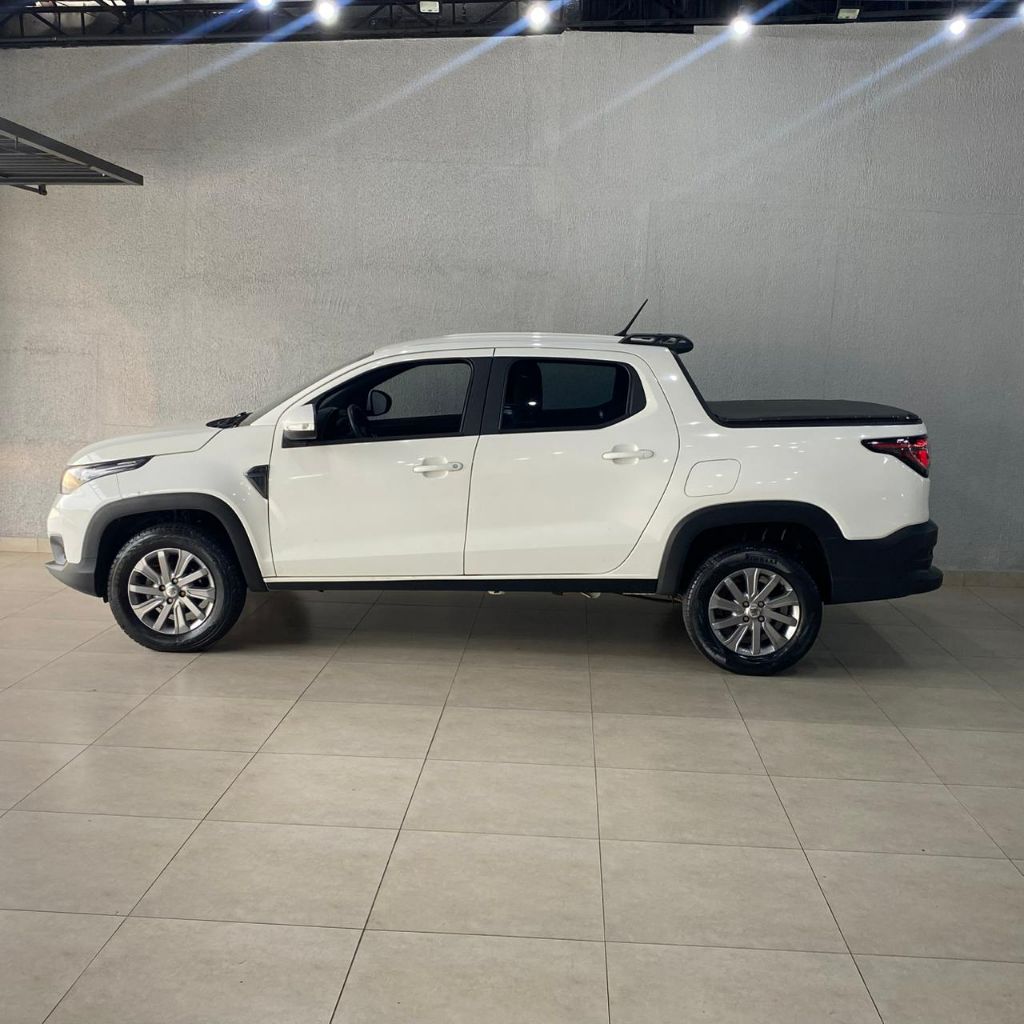 Strada Freedom 1.3 Flex 8V CD