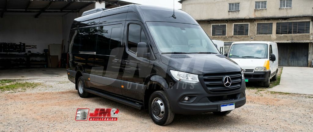 Van Executiva Sprinter CDI 517 Luxo a Venda ano 2025 COD.257