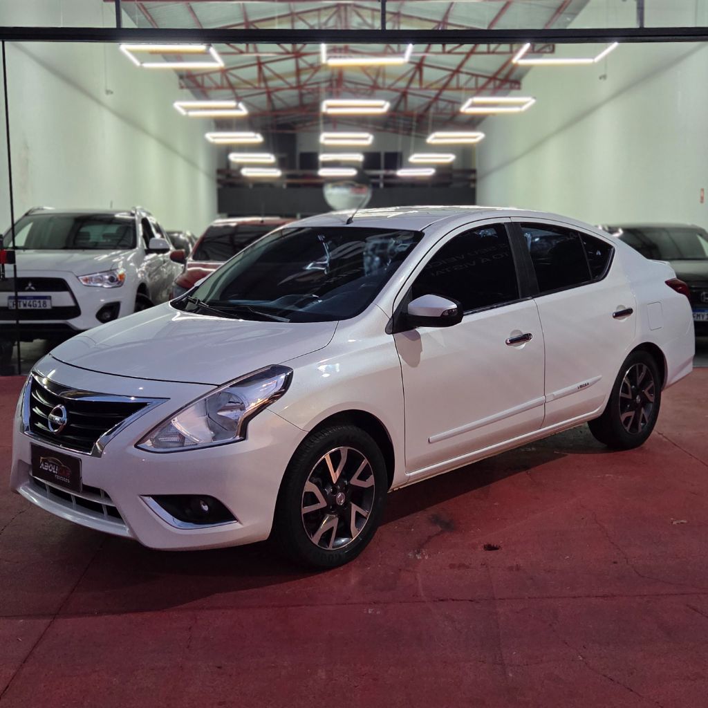 VERSA UNIQUE 1.6 16V FlexStart 4p Aut.
