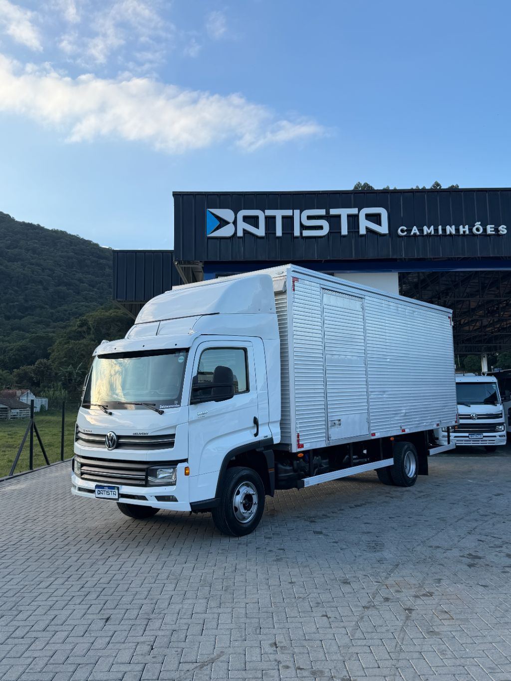    Volkswagen 11-180 Delivery - Bau BRfurgoes