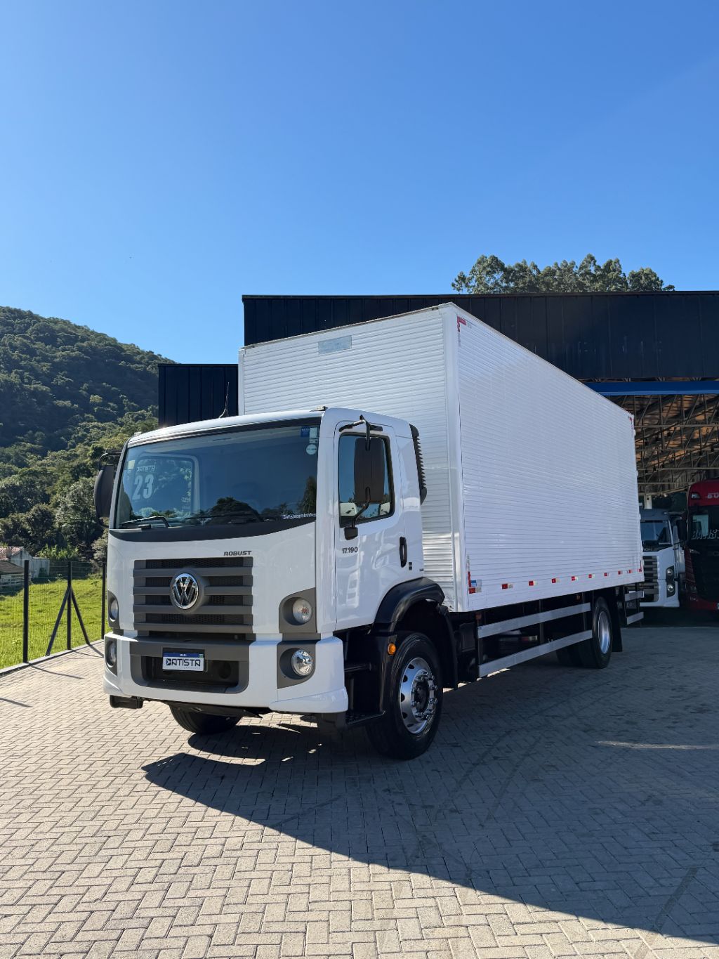 Vw 17-190 Robust - Plataforma elevatoria HBZ - Apenas 93mil KM